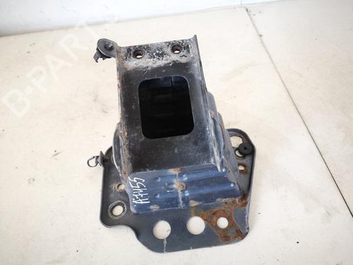 Used Front bumper bracket Front bumper bracket 35453565 35453565