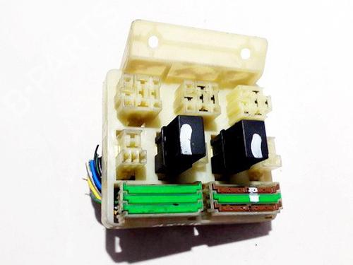 Used Fuse box Fuse box VOLVO V40 Estate (645) 1.8 (115 hp) 33527347 33527347