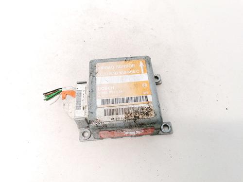 ecu-airbags-audi-a4-b5-8d2-1994-1995-1996-1997-1998-1999-2000-2001-33074041 main image