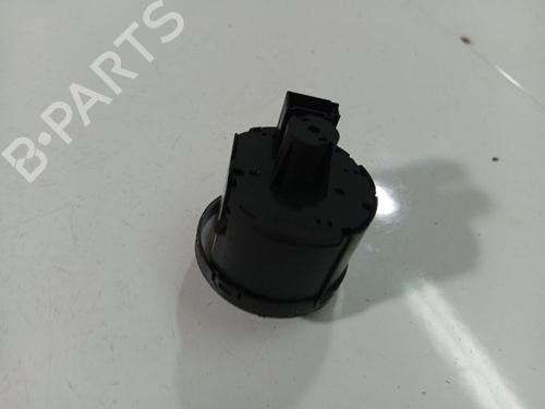 Switch VW GOLF V (1K1) 1.9 TDI | BP39223409I30 - Image 3