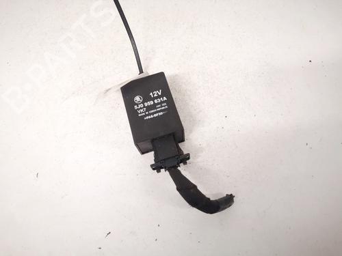 Used Electronic module Electronic module SKODA FABIA II (542) 1.2 (60 hp) 32899908 32899908