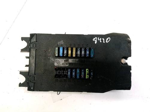 Used Fuse box Fuse box VW LT 28-35 II Bus (2DB, 2DE, 2DK) 2.5 TDI (109 hp) 32924036 32924036