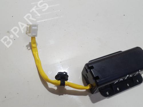 Used Switch Switch MITSUBISHI OUTLANDER II (CW_W) 2.0 DI-D (CW8W) (140 hp) 33506389 33506389