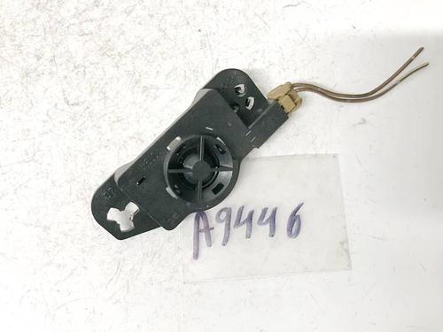 speaker-nissan-almera-ii-hatchback-n16-2000-32620137 main image