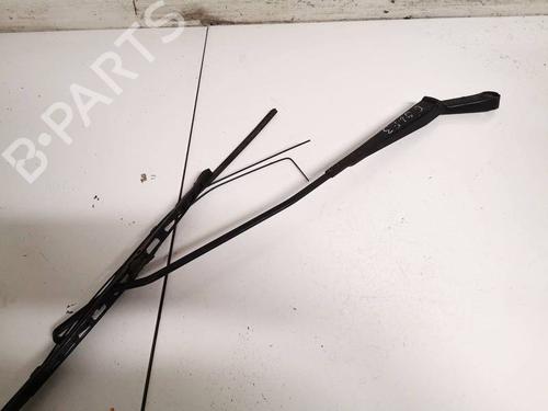 Used Front windshield wiper arm VW GOLF III (1H1) 1.9 D (64 hp) 32623373