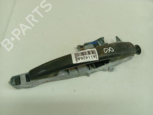 Used Front right exterior door handle Front right exterior door handle 37064462 37064462