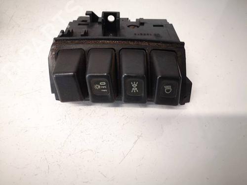 Used Switch Switch AUDI A6 C5 (4B2, 4B4) 2.5 TDI (150 hp) 34786340 34786340