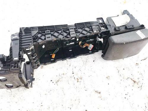Used Armrest / Center console Armrest / Center console 39392767 39392767