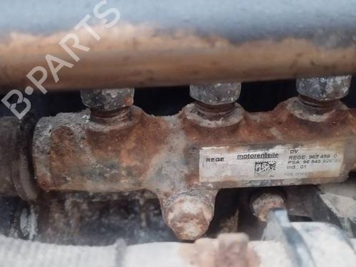 Used Injection rail Injection rail 35218907 35218907