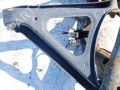 Braço suspensão trás esquerdo Braço suspensão trás esquerdo 34981999 34981999