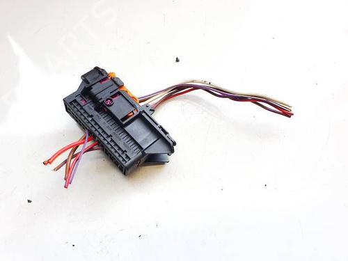 Electronic module VW PASSAT B7 (362) 2.0 TDI | BP37009173M83 - Image 3