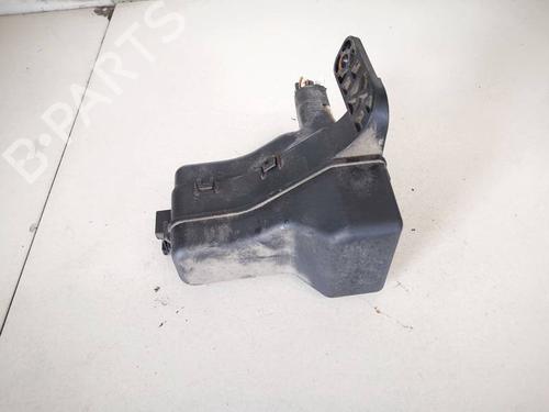 Used Fuse box Fuse box TOYOTA AVENSIS (_T25_) 2.0 D-4D (ADT250_, ADT250R) (126 hp) 32952413 32952413