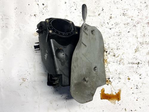 Used Air filter box Air filter box VW PASSAT B5 Variant (3B5) 1.6 (101 hp) 35478784 35478784