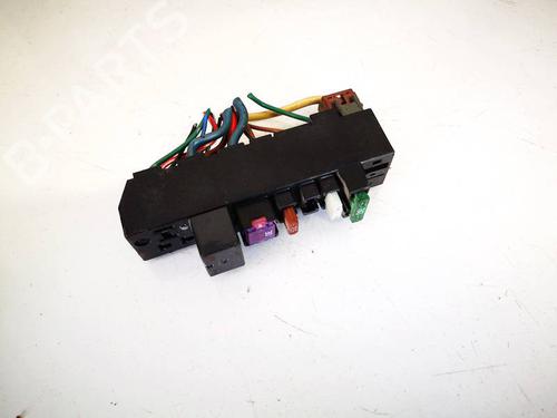 Used Fuse box Fuse box PEUGEOT 4007 (VU_, VV_) 2.2 HDi (156 hp) 32578787 32578787