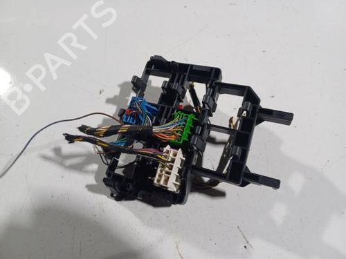 Fuse box VW GOLF V (1K1) 1.9 TDI 4motion | BP32571257E1 