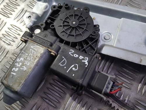 Used Right front window motor Right front window motor 35677823 35677823