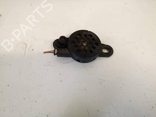 speaker-audi-a4-b6-8e2-2000-2001-2002-2003-2004-2005-32588929 main image