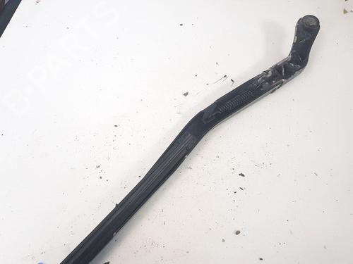 front-windshield-wiper-arm-audi-a4-b6-8e2-2000-2001-2002-2003-2004-2005-32877840 main image