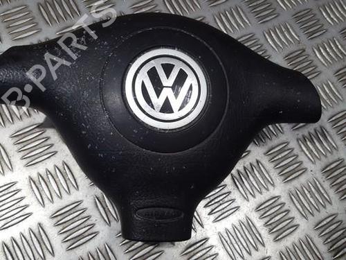 driver-airbag-vw-passat-b5-variant-3b5-1997-1998-1999-2000-2001-33499964 main image