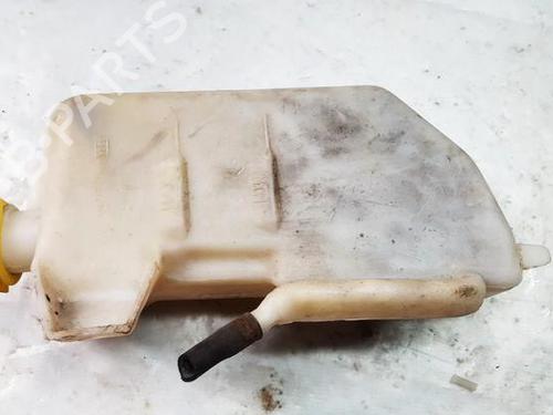 Used Windscreen washer tank Windscreen washer tank MITSUBISHI SPACE WAGON (N3_W, N4_W) 2.0 TD (N38W) (82 hp) 35841200 35841200