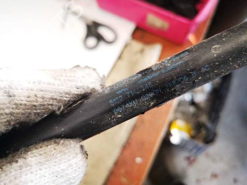 Tailgate lift support BMW X5 (E70) 4.8 i xDrive | BP35205178C138 - Image 3