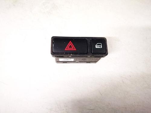 warning-switch-bmw-3-touring-e46-1999-2000-2001-2002-2003-2004-2005-35555705 main image