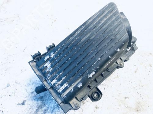Used Air filter box Air filter box VW GOLF IV (1J1) 1.9 TDI (110 hp) 35558877 35558877