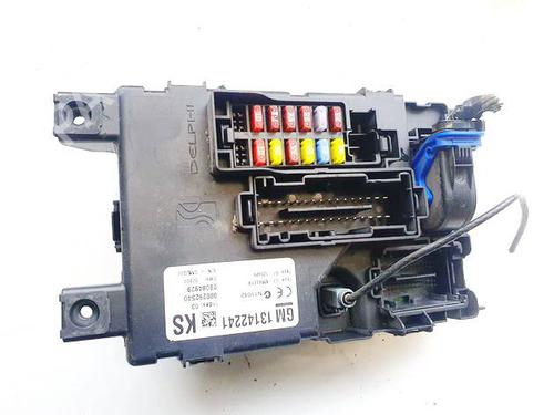 Used Fuse box Fuse box OPEL CORSA D (S07) 1.2 (L08, L68) (80 hp) 32741172 32741172