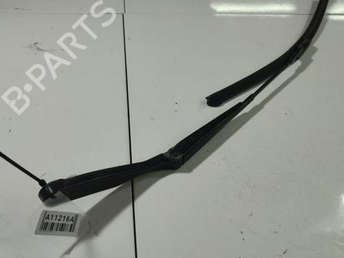 Used Front windshield wiper arm Front windshield wiper arm VW POLO IV (9N_, 9A_) 1.4 16V (75 hp) 33682972 33682972
