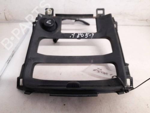 andre-nissan-primera-hatchback-p12-2002-35367159 main image