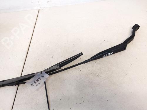 Used Front windshield wiper arm Front windshield wiper arm VOLVO V40 Estate (645) 2.0 (140 hp) 32897652 32897652