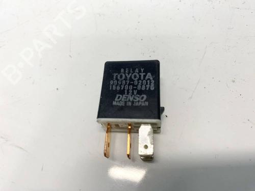 Used Electronic sensor Electronic sensor TOYOTA YARIS VERSO (_P2_) 1.3 (NCP20_, NCP22_, NCP20R, NCP22R) (86 hp) 32575190 32575190