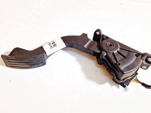 Pedal Pedal VOLVO S40 II (544) 2.4 (140 hp) 34996198 34996198