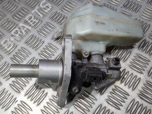Used Brake master cylinder Brake master cylinder SKODA OCTAVIA II (1Z3) 1.4 (80 hp) 35692552 35692552