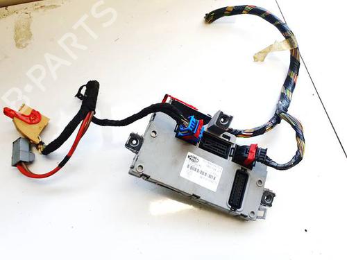 Used Fuse box Fuse box FIAT CROMA (194_) 1.9 D Multijet (194AXC1B, 194AXC12) (150 hp) 32967518 32967518