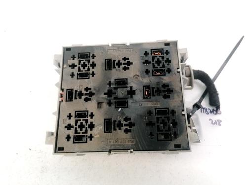 Used Fuse box Fuse box VW TOUAREG (7LA, 7L6, 7L7) 2.5 R5 TDI (174 hp) 32913249 32913249