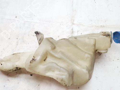 windscreen-washer-tank-audi-a4-b5-8d2-1994-1995-1996-1997-1998-1999-2000-2001-35856930 main image