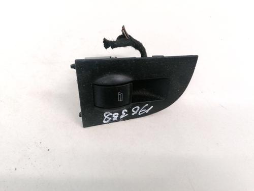 switch-audi-a6-c5-4b2-4b4-1997-1998-1999-2000-2001-2002-2003-2004-2005-33094706 main image