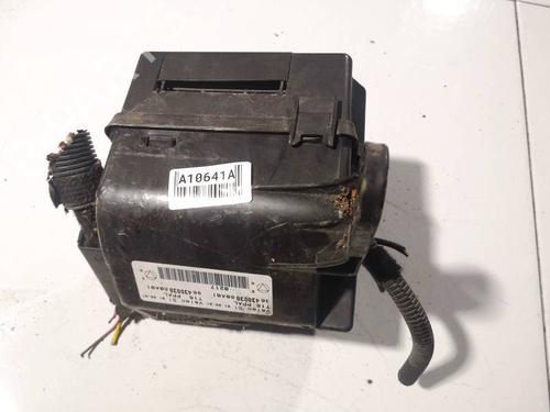 Used Fuse box Fuse box PEUGEOT 206 Hatchback (2A/C) 1.6 16V (109 hp) 32567389 32567389
