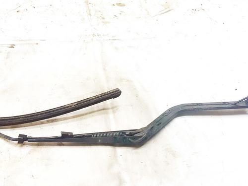 Used Front windshield wiper arm Front windshield wiper arm OPEL SINTRA (APV) 3.0 i 24V (OUN16, Y94) (201 hp) 33526993 33526993