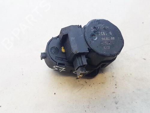 Used Electronic module BMW X3 (E83) 2.0 d (150 hp) 33064214