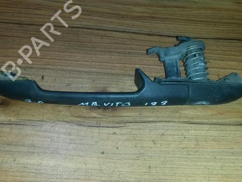 Used Front right exterior door handle Front right exterior door handle MERCEDES-BENZ VITO Bus (W638) 114 2.3 (638.134, 638.194) (143 hp) 35647340 35647340