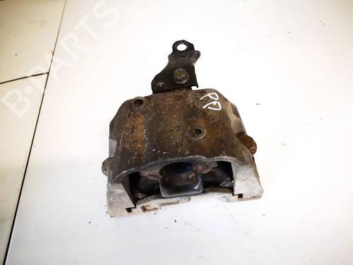 Used Engine mount Engine mount VW GOLF IV (1J1) 1.9 TDI (110 hp) 32585499 32585499