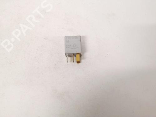 Used Electronic sensor Electronic sensor TOYOTA COROLLA Verso (ZER_, ZZE12_, R1_) 2.2 D-4D (AUR10_, AUR10R) (136 hp) 32893253 32893253