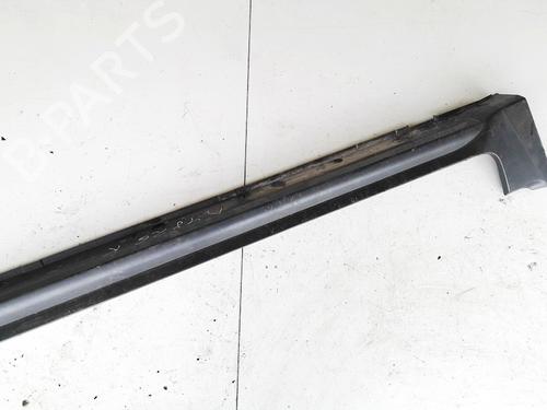 Used Right sideskirt Right sideskirt 35629681 35629681