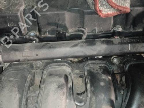 Used Injection rail Injection rail 35122067 35122067