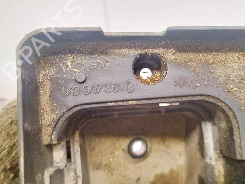 Fuse box AUDI A3 (8P1) 1.9 TDI | BP32541776E1 - Image 4