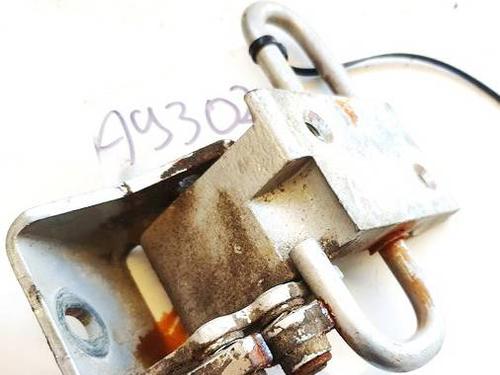 hingedoor-check-strap-audi-a6-c5-4b2-4b4-1997-1998-1999-2000-2001-2002-2003-2004-2005-32956460 main image