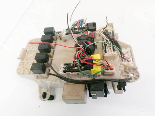 Used Fuse box Fuse box TOYOTA RAV 4 II (_A2_) 2.0 4WD (ACA21, ACA20) (150 hp) 32924476 32924476