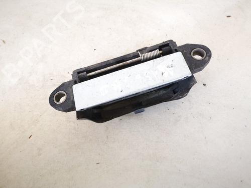 front-right-exterior-door-handle-audi-a4-b5-8d2-1994-1995-1996-1997-1998-1999-2000-2001-35400409 main image